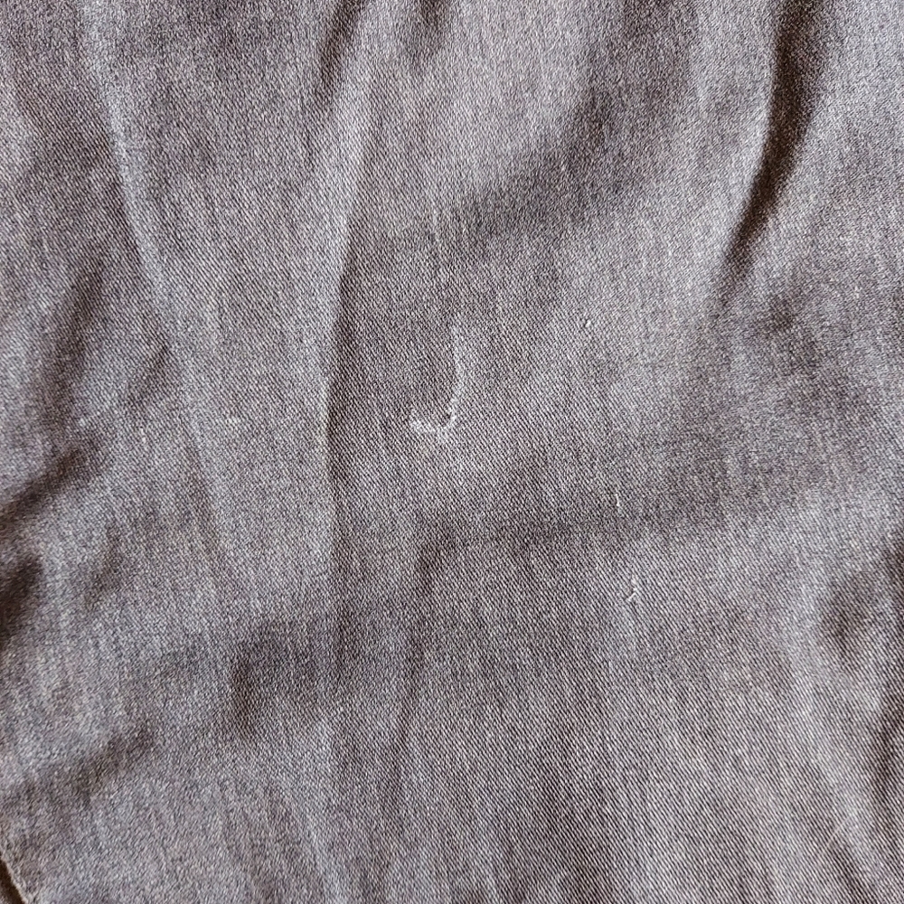 Volcom shorts - Picture 3 of 3